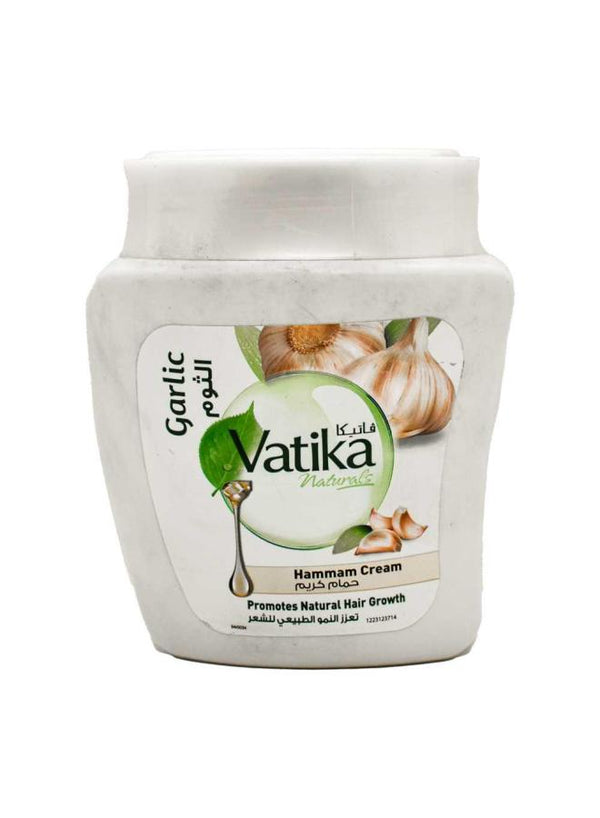 فاتيكا حمام كريم وسط بالثوم